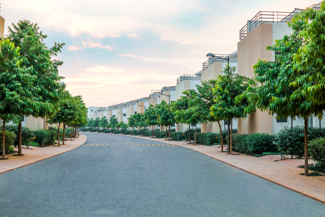 Green open spaces and landscaped gardens at Paramount Golf Foreste Greater Noida