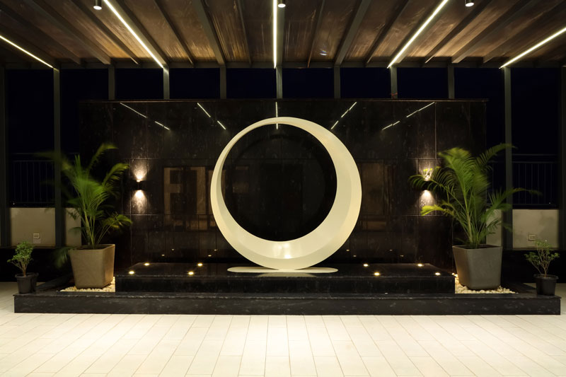 Paramount Golf Foreste Studio Entrance View
